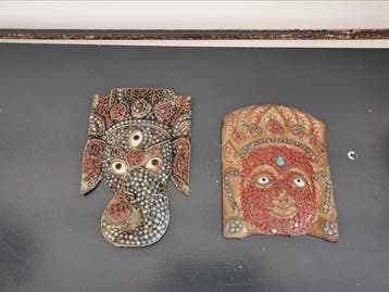Tibetaanse wandmaskers - koper, metaal en steen - tibet,