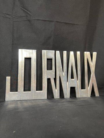 Journaux - Giornali (48cms wide) - Reclamebord - Metaal