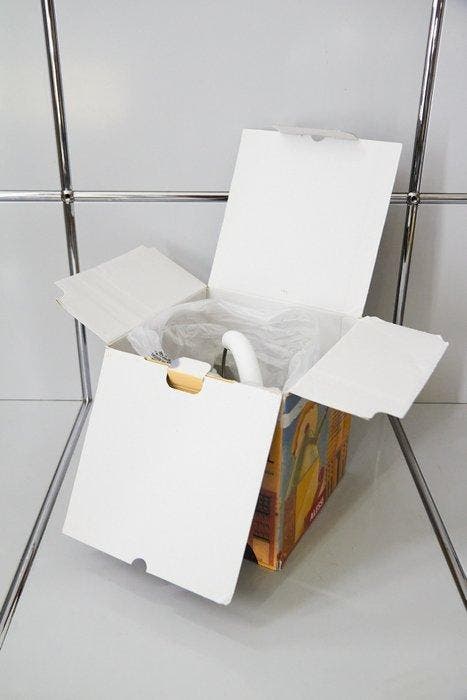 Alessi - Michael Graves - Fluitketel - 9093 - spiegelpolijst, Antiquités & Art, Antiquités | Meubles | Chaises & Canapés