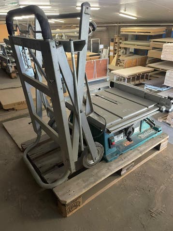zaagtafel met onderstel Makita 2704