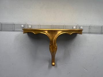Goudkleurige wandconsole – klassiek geïnspireerd design -, Antiek en Kunst