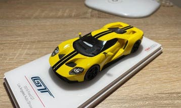 TrueScale Miniatures 1:43 - Voiture de sport miniature -