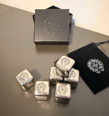 Decoratief ornament - Chrome Hearts IJsblokjes