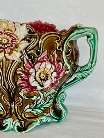 Faïencerie Onnaing France , Art Nouveau cache-pot met