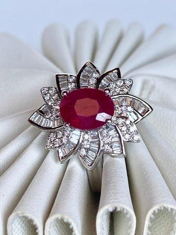 Pala Diamond - Ring - 18 karaat Witgoud - 3.09ct. tw. Robijn, Nieuw