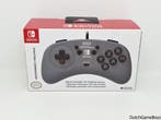 Nintendo Switch - Wired Controller - Grey - Fighting Command, Verzenden