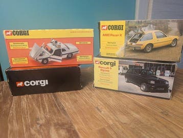 Corgi 1:43 - Modelauto (4) - Jaguar XJ12C, AMC Pacer, Ford, Nieuw