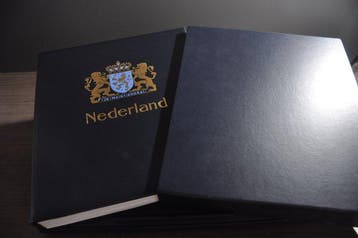 Accessoires Pays-Bas - 2 albums DAVO de luxe vides avec, Timbres & Monnaies, Timbres | Pays-Bas