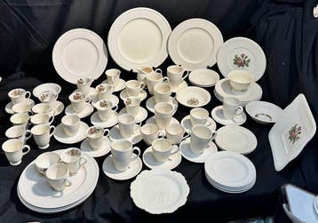 Wedgwood - Tafelservies (62) - Porselein