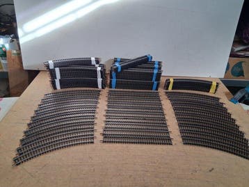 Lima H0 - 3011 / 3020 / 3030 - Voie ferrée pour trains, Hobby & Loisirs créatifs
