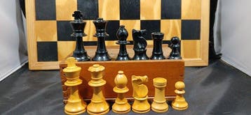 Mid20th Century - Staunton wooden chess set - complet - Jeu, Antiquités & Art