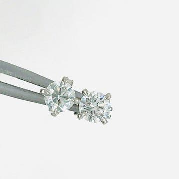 Oorbellen - 14 karaat Witgoud - 0.80ct. tw. Diamant