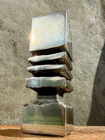 sculptuur, Brutalist - 19 cm - Staal