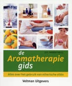 De aromatherapiegids 9789059204614 G. Farrer-Halls, Verzenden, G. Farrer-Halls