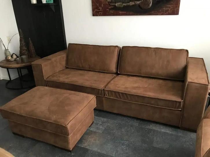 Leren 3.5-zits bank met Franse stiknaad en houten poten -, Antiek en Kunst, Antiek | Meubels | Stoelen en Sofa's, Ophalen of Verzenden