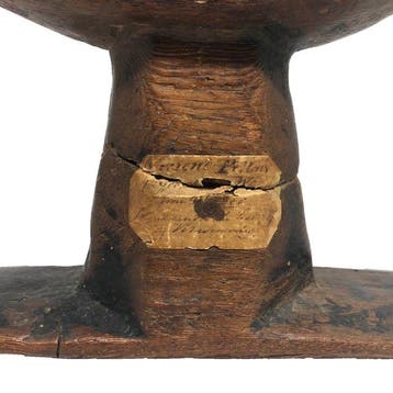 Oude Egypte, Nieuwe rijk Houten hoofdsteun met oud