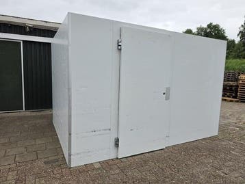 Koelcel 333 x 243 x 218 cm, Gebruikt, Koelen en Vriezen