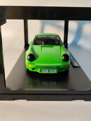 KK Scale 1:18 - Modelauto - Porsche 911 Carrera RSR 3.0