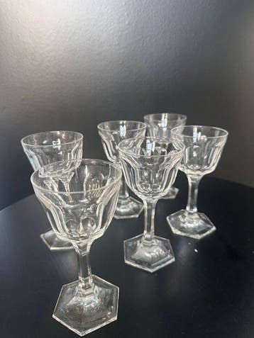 Wijnglas (6) - Een set van zes antieke likeurglazen in, Antiek en Kunst