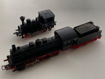 Fleischmann, Piko H0 - 4000 & 5/6302 - Stoomlocomotief (2) -, Nieuw
