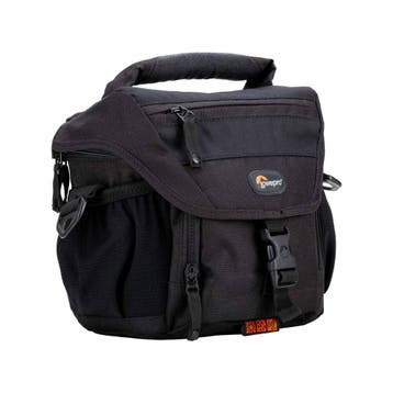 Lowepro Nova 140 AW met garantie, Ophalen of Verzenden, Gebruikt