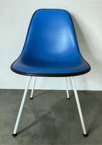 Herman Miller - Charles & Ray Eames - Stoel - Side Stoel -
