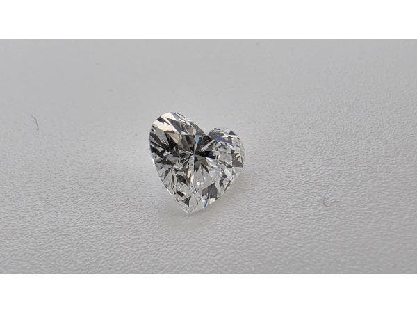 Veiling - Diamant heart 1.60 crt ( IGI gecertificeerd ), Handtassen en Accessoires, Edelstenen