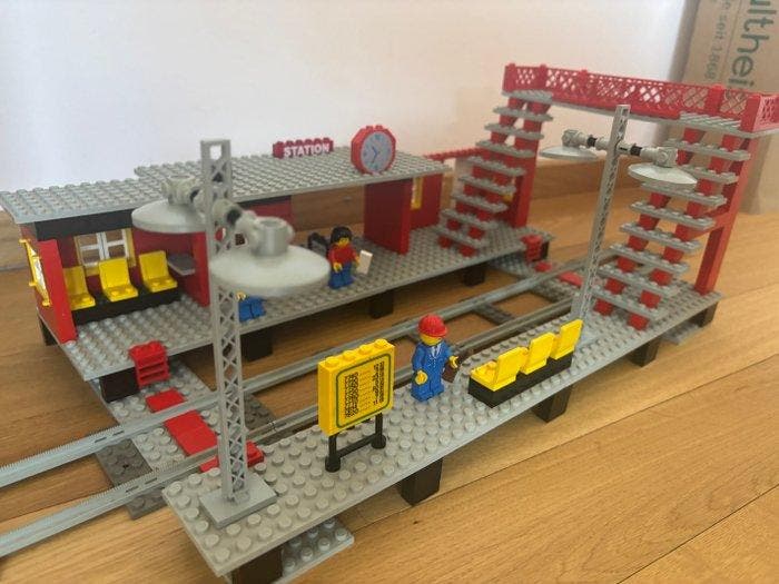 Lego Set - 7822 - Train - Eisenbahn Bahnhof Main Station, Enfants & Bébés, Jouets | Duplo & Lego