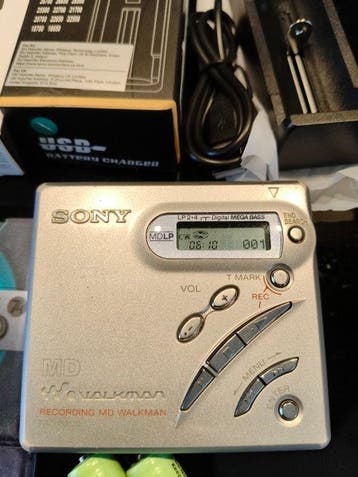 Sony - MZ-R500 Draagbare minidisc speler-recorder, Nieuw