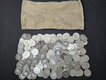 Nederland. Juliana. Lot van 200 stuks 2½ gulden 1980 (in