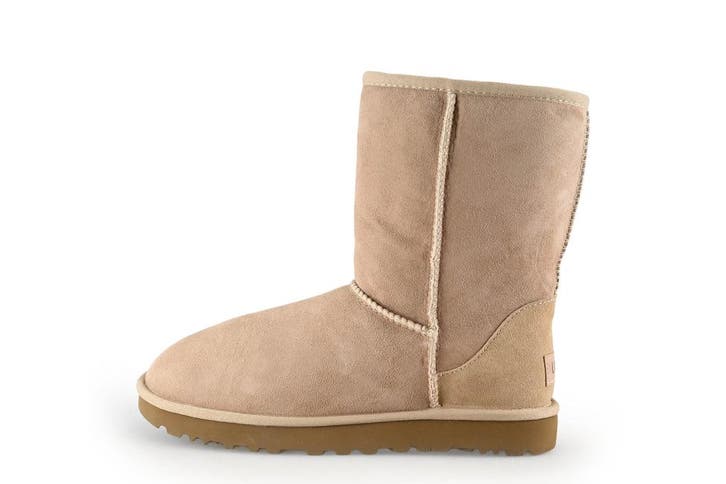 Ugg Laarzen in maat 38 Beige, Kleding | Dames, Schoenen, Beige, Zo goed als nieuw, Hoge laarzen, Verzenden