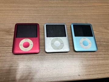 Apple - iPod Nano (2nd generation) 3 pcs ,3 working ,1 less, Nieuw