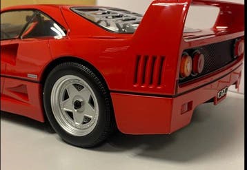 Norev 1:12 - Voiture de sport miniature - Ferrari F40 - 1982, Hobby & Loisirs créatifs, Voitures miniatures | 1:5 à 1:12