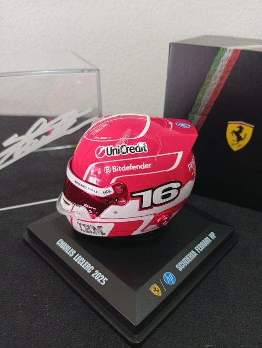 Ferrari - Season Helmet - Charles Leclerc - 2025 - Schaal, Collections, Marques automobiles, Motos & Formules 1
