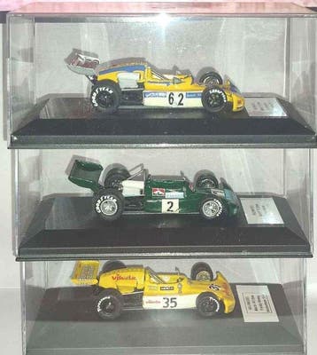 1:43 - Model raceauto (3) - La Svizzera in F.2 Lot 3 modelli, Nieuw