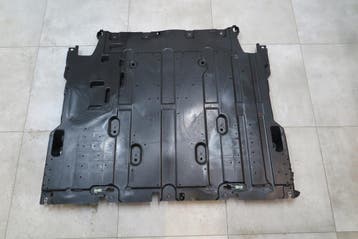 Citroën C4 III achterste onderpan plaat 9847061180, Verzenden, Gebruikt