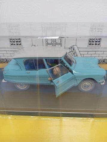 collection Hachette 1/24 - Modelauto - N°18 – L’Ami 6 du