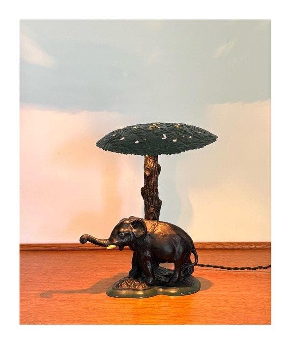 Lampe de table - fonte, métal, Antiek en Kunst, Curiosa en Brocante