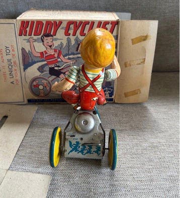 Unique Art - Rare Antique Unique Art Kiddy Cyclist Tin Toy, Antiek en Kunst