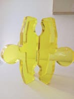Giovanni Gurioli - sculptuur, Elfo - 25 cm - plexiglas
