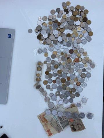Monde. Lot van meer dan 350 munten en 6st bankbileten. (Sans