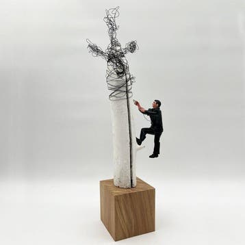 Coco de Paris - Climbing the Dream Tree