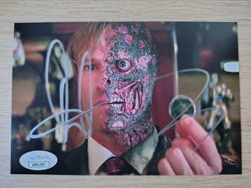Batman: The Dark Knight - Aaron Eckhart (Two-Face) -, Collections