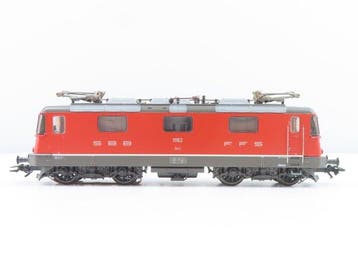 Märklin H0 - 3434 - Locomotive électrique (1) - Série Re 4/4, Hobby & Loisirs créatifs, Trains miniatures | HO