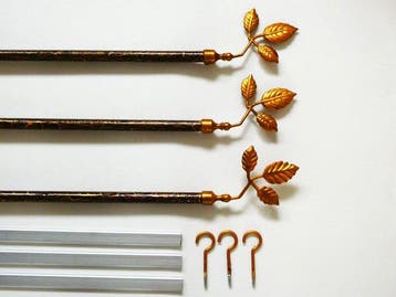 Decoratief ornament - 3 Vintage gordijnroedes /