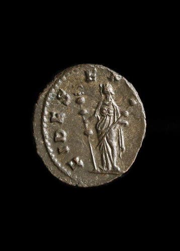 Romain antique Bronze Antoninien de Claude II le Gothique