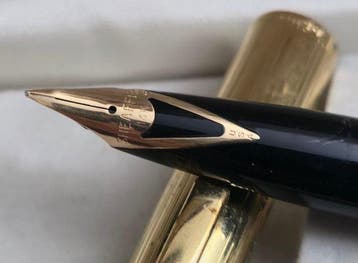 Sheaffer - Imperial plumin 14k solid gols with GF cap and