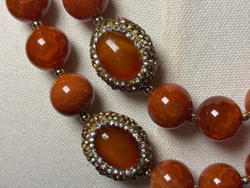 Collier naturel en agate de feu orange / cornaline. -