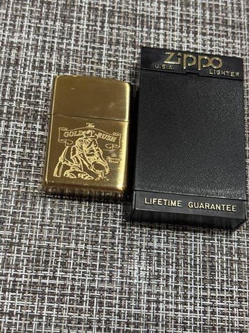 Zippo - Aansteker - Messing, Verzamelen, Rookartikelen, Aanstekers en Luciferdoosjes, Nieuw