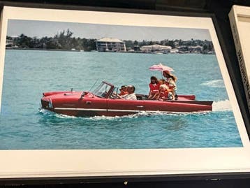 Slim Aarons (1916–2006) - Sea Drive 1967 Slim Aarons Large C